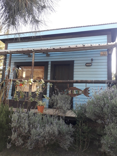 En Alquiler Temporada! Cabaña Cambalache, Casa De Madera, Monoambiente. A 350mts. De La Playa, Zona La Viuda, Para 2 O 3 Adultos, Punta Del Diablo, Rocha, Uruguay.