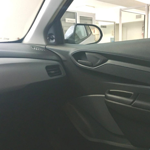 Chevrolet Onix Joy Black 2021 1.4 Manual Gi