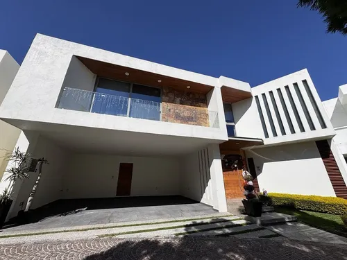 Casa En Venta En Sierra Azul Con Cuarto De Juegos - foto 1