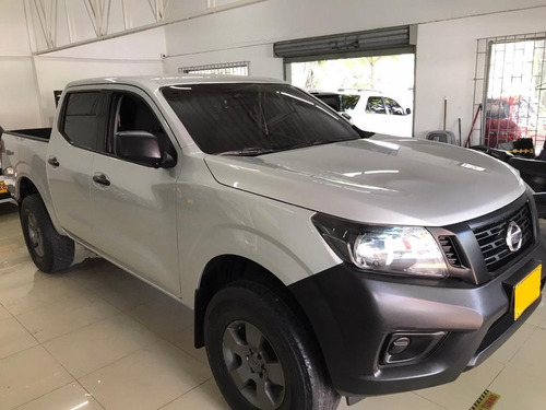 Nissan Frontier Doble Cabina
