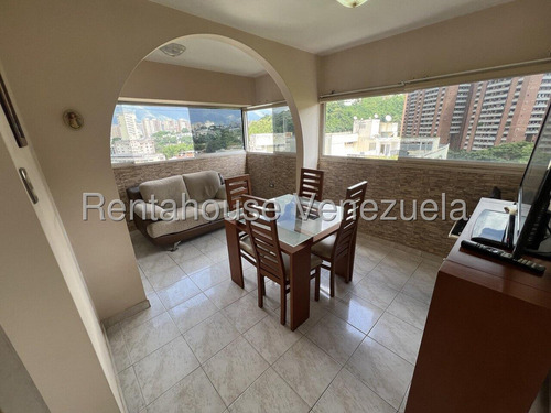 Apartamento En Venta En Los Chaguaramos (adl)