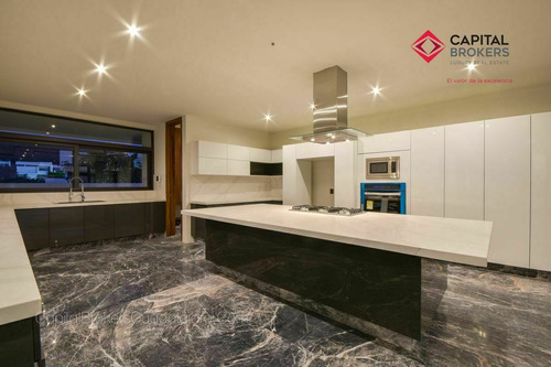 Mansión De Súper Lujo En Venta En Ayamonte Zapopan Zona Bajío Guadalajara