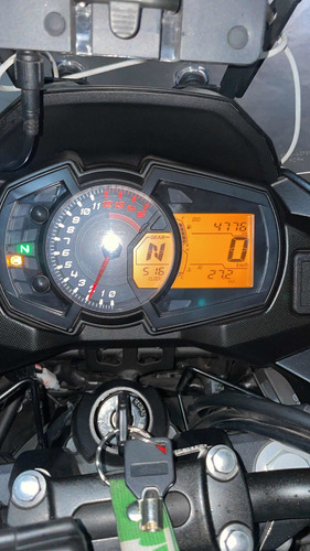Imagen 3 de 8 de Kawazaki Versys 300 Abs