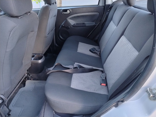 Ford Fiesta 1.6 MPI CLASS SEDAN 8V FLEX 4P MANUAL