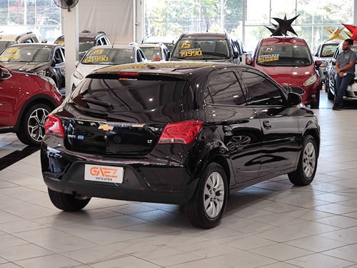 Imagem 4 de 20 de Chevrolet Onix 1.4 Mpfi Lt 8v 2018
