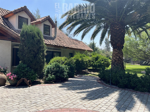 Casa En Venta De 4 Dorm. En Batuco, Colina