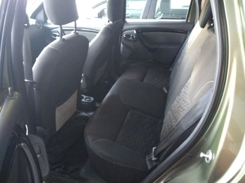 Imagem 7 de 9 de Renault Duster Oroch Dynamique 2.0 Flex 4p Aut. 2017