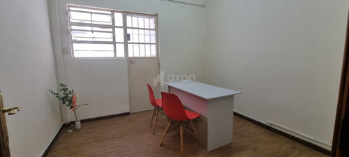 Imagen 10 de 21 de Alquiler De Oficina De Categoria En Ciudad Vieja