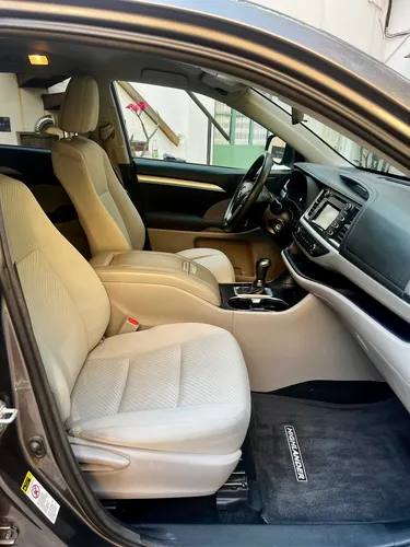 Toyota Highlander 3.5 Le At