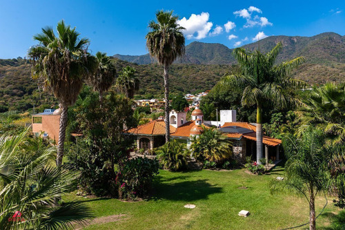 Garden House En Venta En Ajijic, Jalisco.