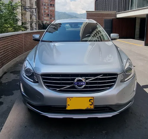 Volvo XC60 2.0 T5 Awd Summum