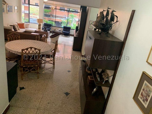Hermoso Y Clásico Apartamento, Muy Bien Conservado, En Alquilr En Los Palos Grandes, 25-91