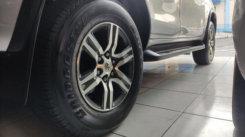 Imagem 8 de 10 de Toyota Hilux Sw4 2018 Flex