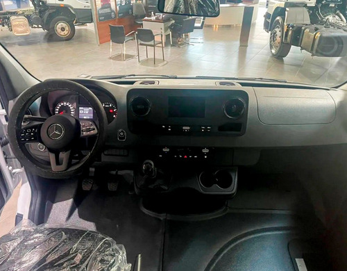 Imagen 8 de 10 de Mercedes-benz Sprinter 516 Cdi Minibus 4325 19+1 Con Cámara