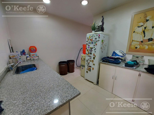 Casa 6 Ambientes, Estilo Ingles En Venta En Quilmes Residencial Con Piscina Y Parque