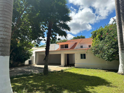 Casa En Club De Golf La Ceiba