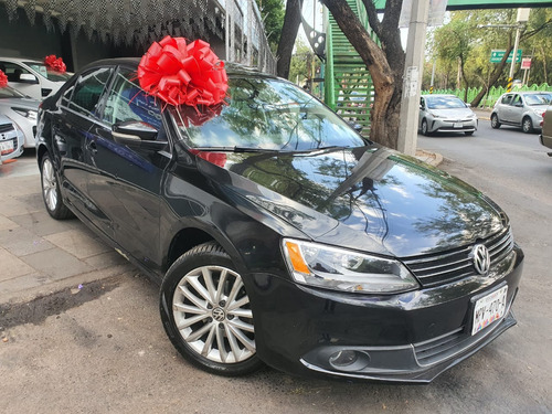 Volkswagen Jetta 2.5 Sport L5 Man Qc Nav B A C B E At