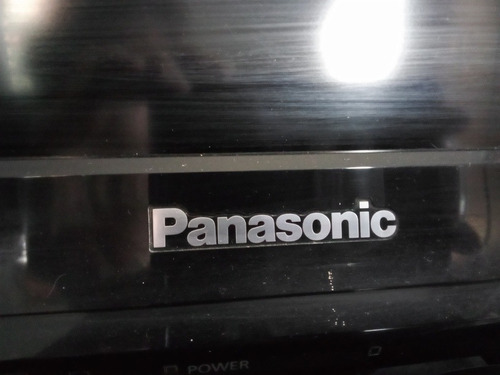 Imagen 1 de 8 de Tv Lcd Panasonic 32   Con Roku Incluido 