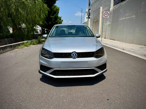 Volkswagen Vento 1.6 Starline At