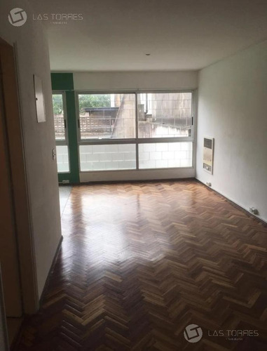 Apartamento - Centro - Amplio Con División, Viv U Of, G.c 2.200