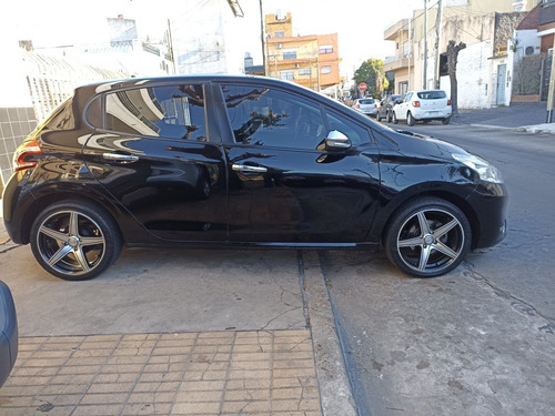 Imagen 5 de 6 de Peugeot 208 2015 1.6 Allure Touchscreen
