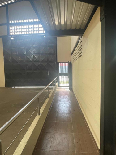 Galpon Bellavista Plc Venta 400m2