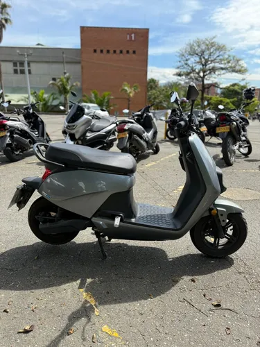 Niu Gova 03 2000 W 2022 Único Dueño Automática Eléctrica