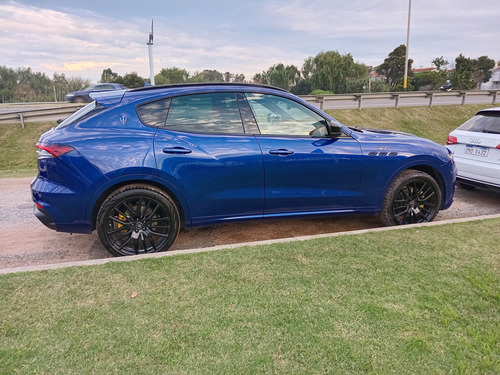 Maserati Levante Gt Híbrida