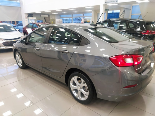 Imagen 8 de 14 de Chevrolet Cruze 4p Lt Aut. Ph