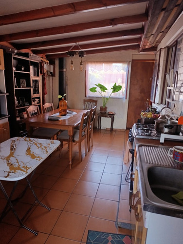 Casa Acogedora 3d. 1b 1e. Construcción Sólida.