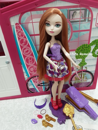 Boneca Ever After High - Holly O'hair- Penteados Mágicos (Usado)