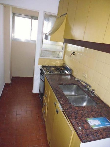 Imagen 4 de 8 de Depto 2amb Al Frente Con Balcon A 4 Cuadras Estacion