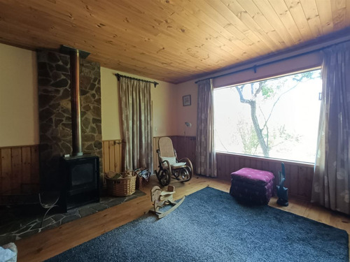 Casa En Venta De 3 Dorm. En Olmué