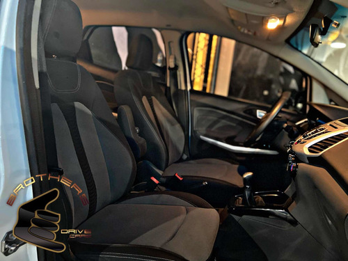 Imagen 13 de 24 de Ford Ecosport 2013 2.0 Freestyle 143 4x4
