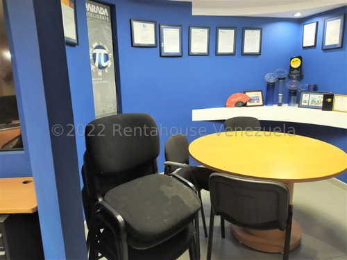 Imagen 21 de 23 de Prados Del Este Edificio Comercial En Venta / Código 23-16970