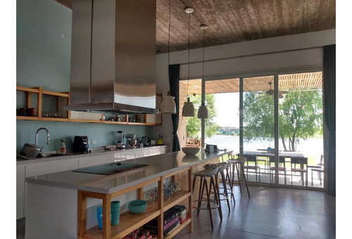 Venta Casa El Cantón Barrio Islas