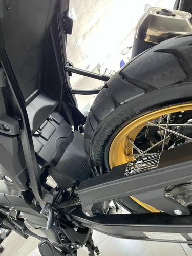 Suzuki Dl V-strom 650 Xt 2023 / 9.832 Km