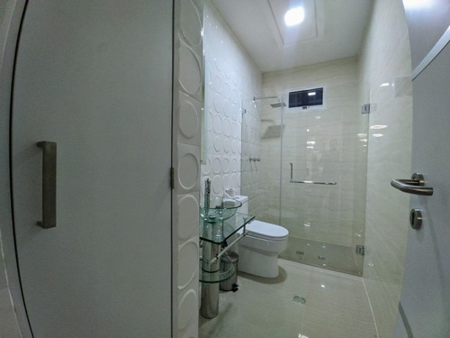 Imagen 6 de 24 de Gabriel Rivas Vende Casa En Urb. Trigal Sur Valencia Cod: Atc-721
