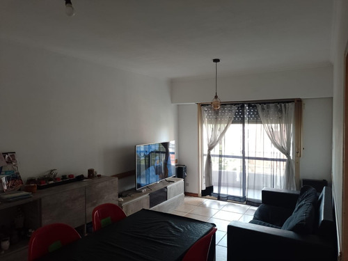 Departamento De Tres Ambientes A La Venta En Torres Coto Sarandi