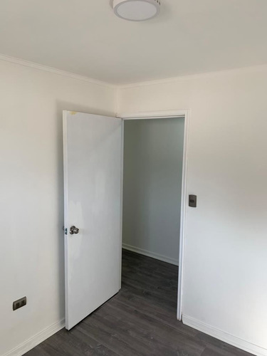 Excelente Casa , Remodelada , 3 Dormitorios , 2 Baños .