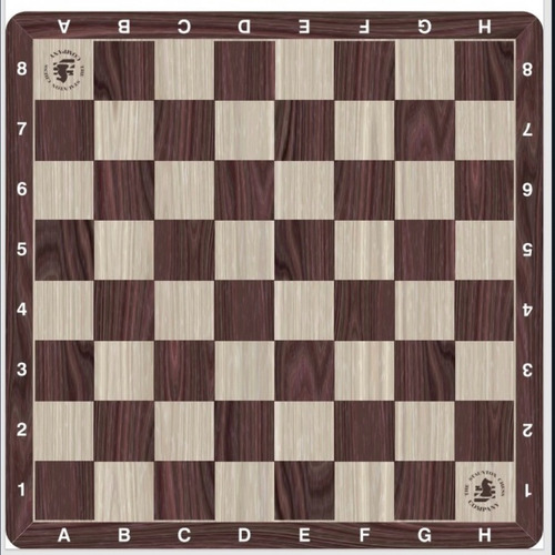 Tablero De Ajedrez De Mousepad Imitación Nogal Y Maple (Usado)