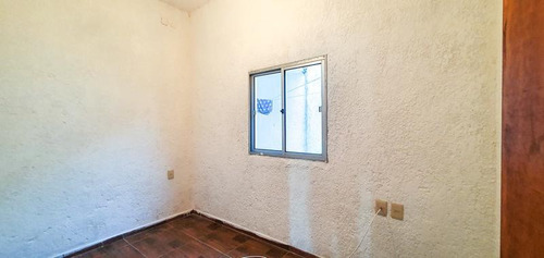 Casa De 3 Dorm, Garaje Y Patio!!! Financia!!