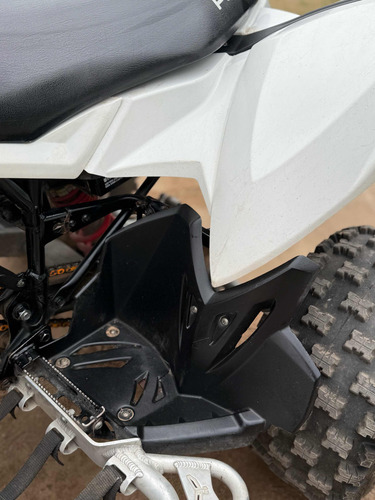 Cuatriciclo Polaris Outlaw 525