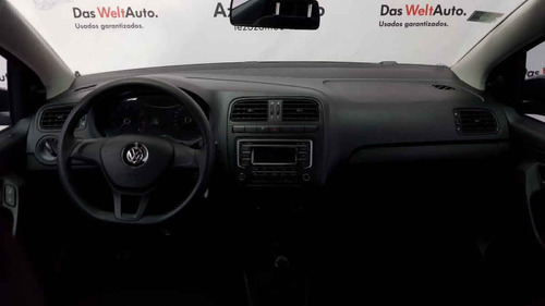 Imagen 13 de 15 de Volkswagen Vento 2020 4p Starline L4/1.6 Man