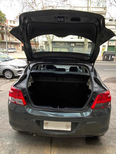 Imagen 16 de 21 de Chevrolet Onix 2019 1.4 Joy Ls
