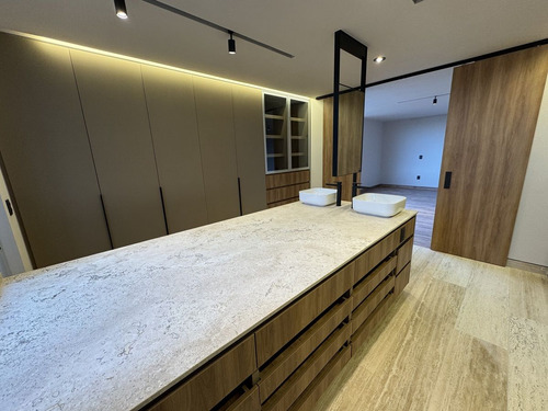 Residencia Con Acabados Premium- La Espiga