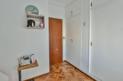 Departamento 3 Dormitorios En Venta Con Cochera - Vista Al Río - Categoría