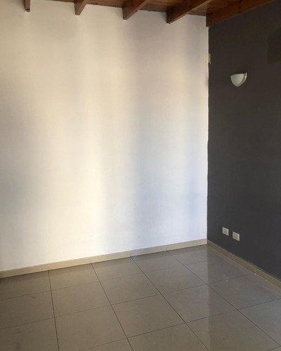 Alquiler , Departamento 3 Ambientes , Merlo