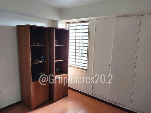Imagen 8 de 10 de En Venta Apartamento En La Urbanizacion O.p.s. San Antonio De Los Altos. Edo. Miranda. Yc