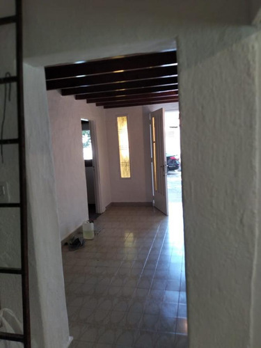 Imagen 6 de 14 de Ph 3 Ambientes. Pequeña Terraza. Muy Buena Ubicación - Olivos